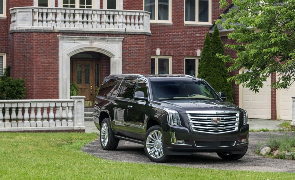 Lease Cadillac Escalade Dubai for the supreme driving